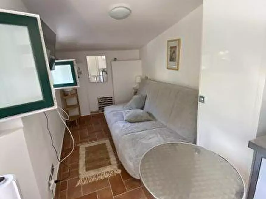 Immagine 13 di Appartamento in vendita  a Lerici