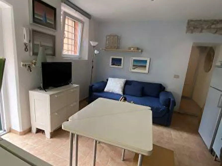 Immagine 2 di Appartamento in vendita  a Lerici
