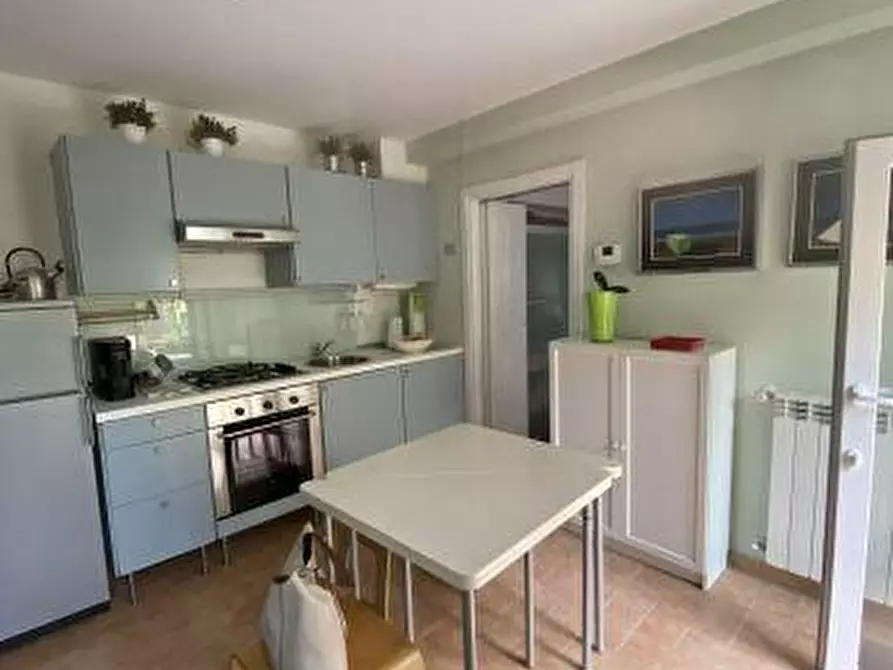 Immagine 18 di Appartamento in vendita  a Lerici