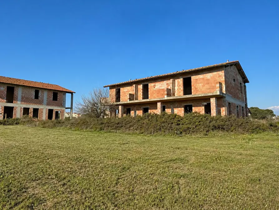 Immagine 2 di Terreno residenziale in vendita  a Santa Maria A Monte