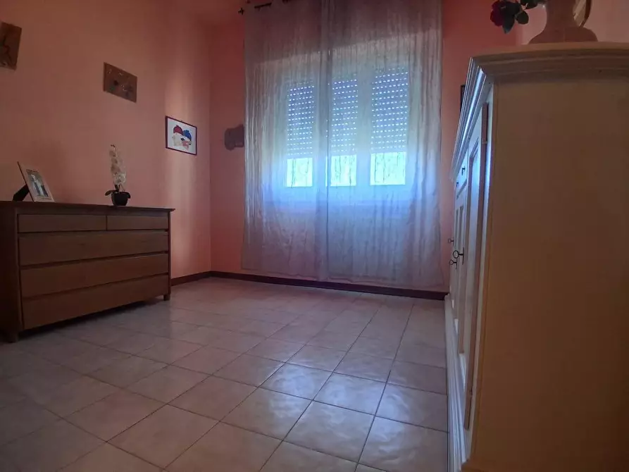Immagine 6 di Appartamento in vendita  a Montignoso