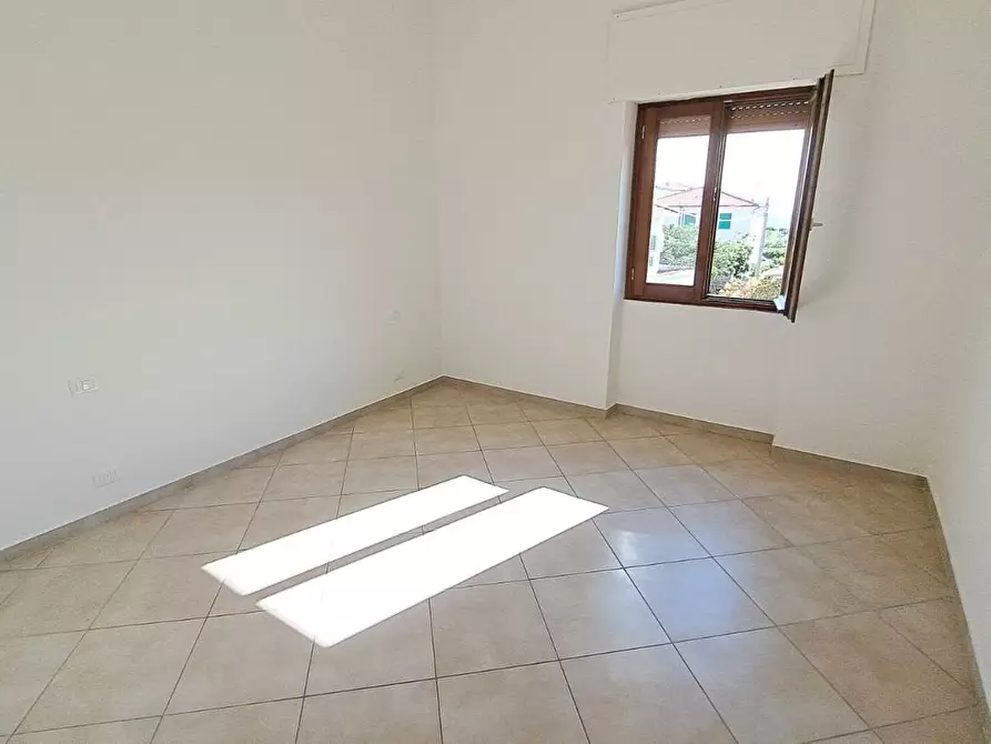 Immagine 13 di Appartamento in vendita  a Rosignano Marittimo
