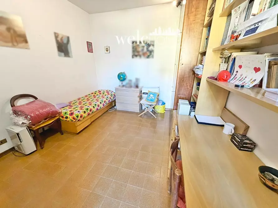 Immagine 16 di Appartamento in vendita  a Campi Bisenzio