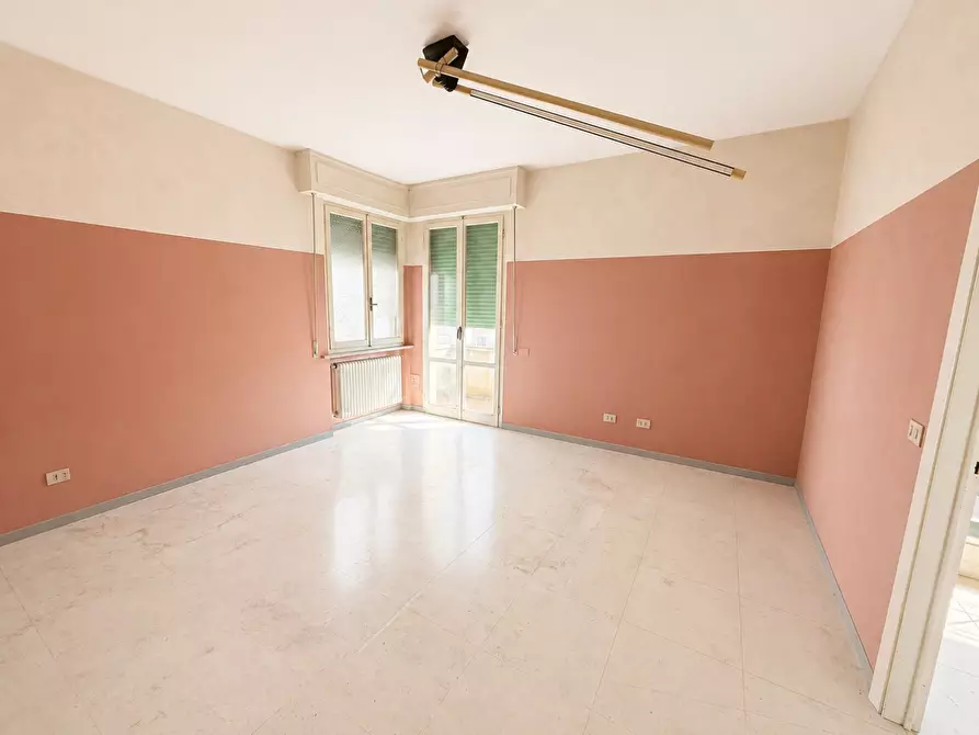 Immagine 1 di Appartamento in vendita  a Pontedera