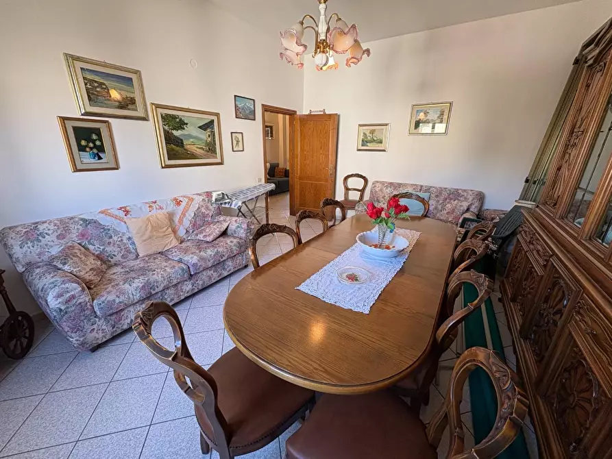 Immagine 17 di Appartamento in vendita  a Castelfiorentino