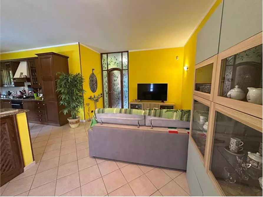 Immagine 3 di Casa bifamiliare in vendita  a Ortonovo