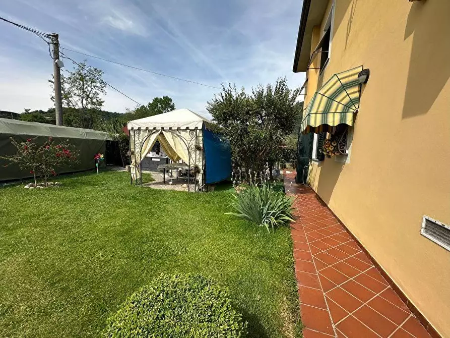 Immagine 22 di Casa bifamiliare in vendita  a Ortonovo