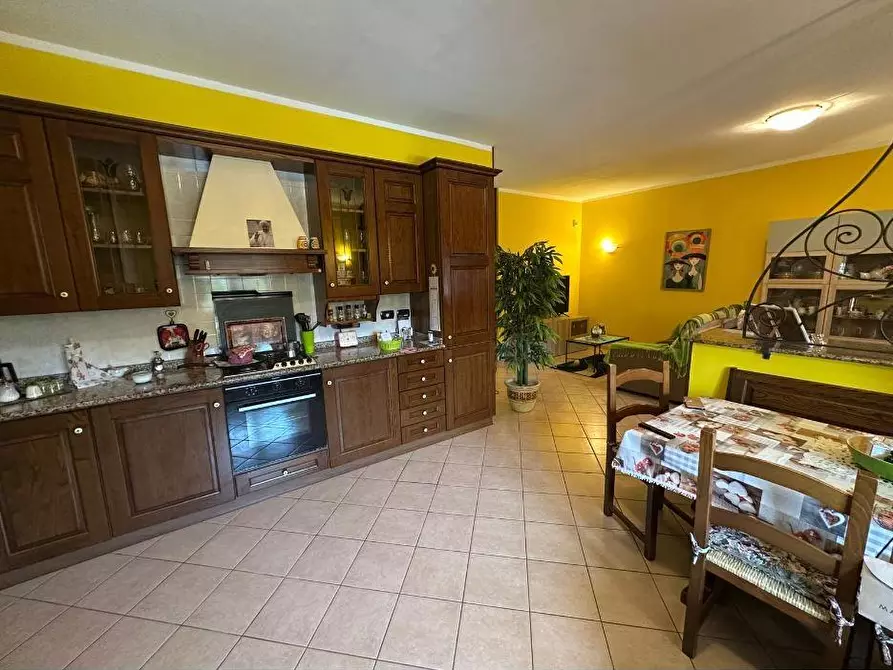 Immagine 7 di Casa bifamiliare in vendita  a Ortonovo