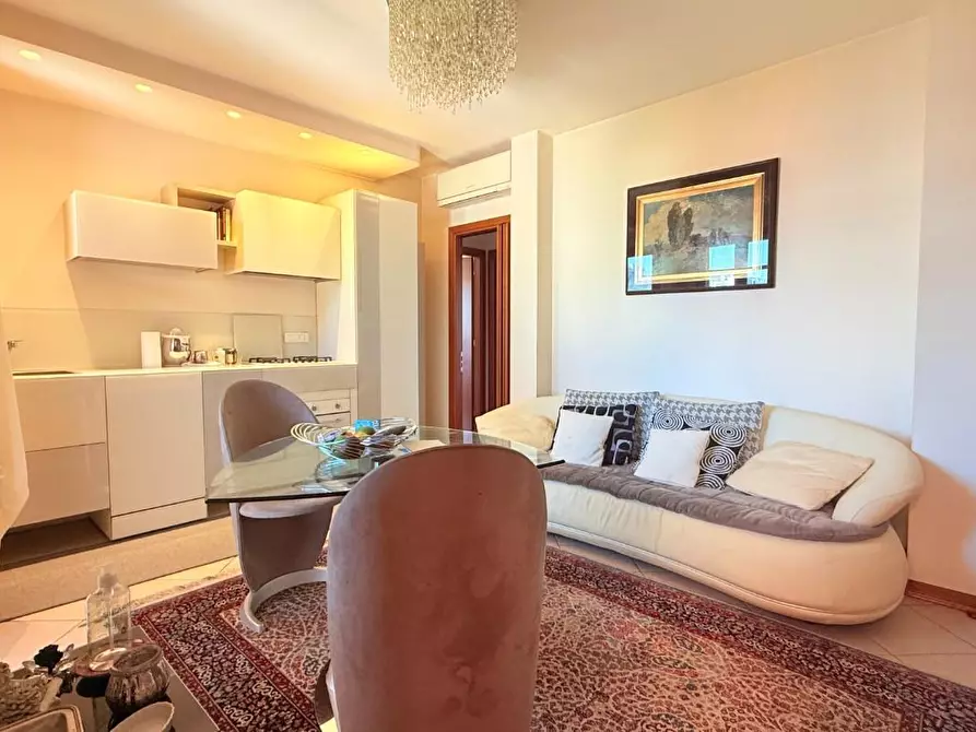 Immagine 2 di Appartamento in vendita  a Montecatini Terme