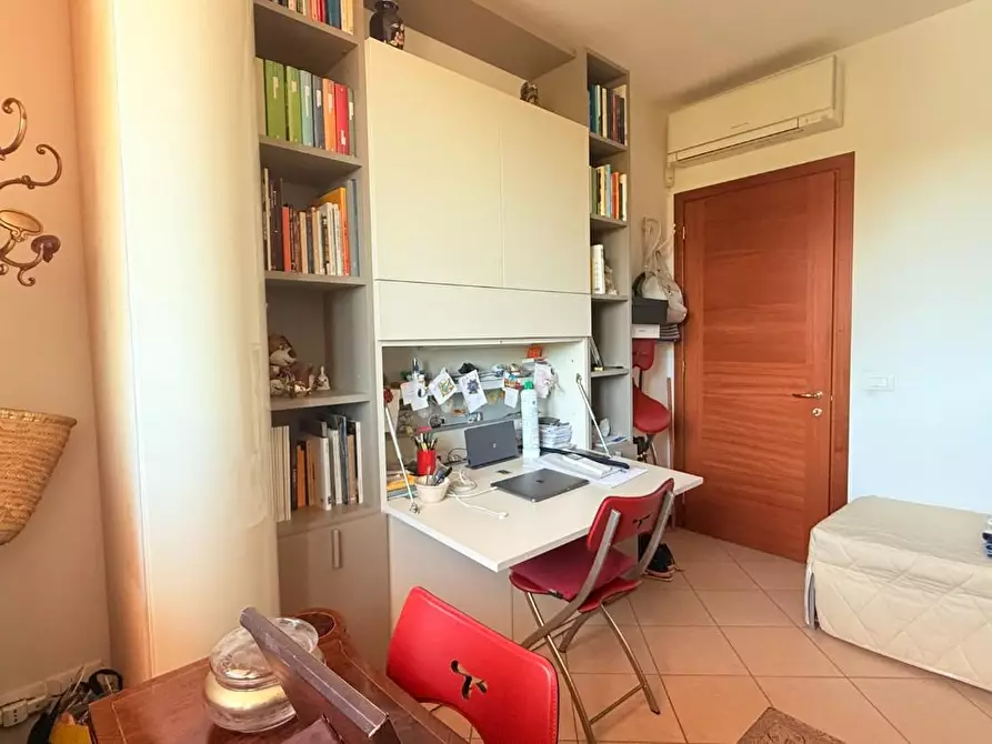 Immagine 19 di Appartamento in vendita  a Montecatini Terme