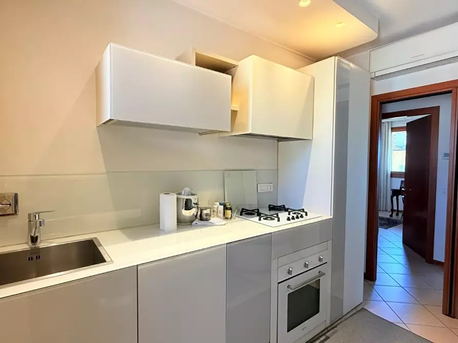 Immagine 10 di Appartamento in vendita  a Montecatini Terme