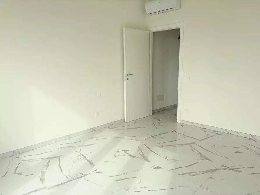 Immagine 2 di Appartamento in vendita  a Rosignano Marittimo
