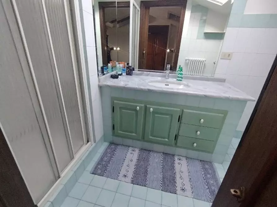 Immagine 32 di Casa semindipendente in vendita  a Massa