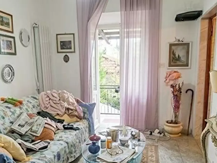 Immagine 5 di Casa semindipendente in vendita  a Carrara