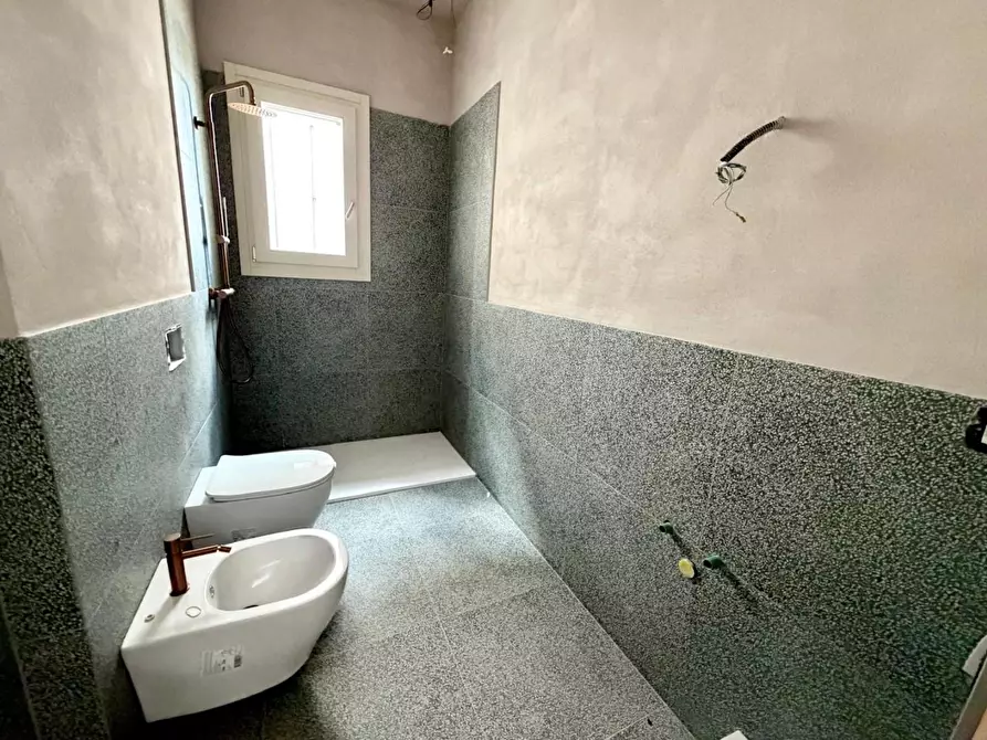 Immagine 16 di Appartamento in vendita  a Empoli