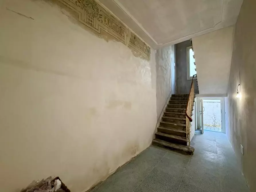 Immagine 17 di Appartamento in vendita  a Empoli