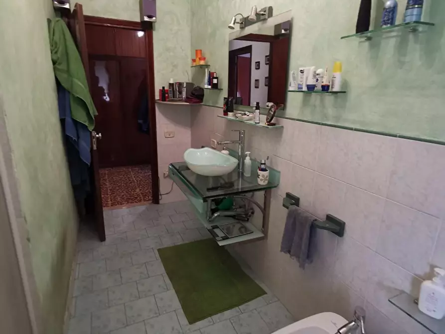 Immagine 19 di Appartamento in vendita  a Fucecchio