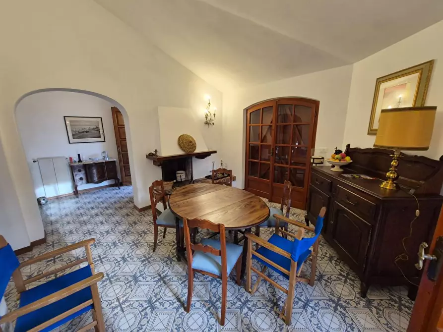 Immagine 6 di Casa bifamiliare in vendita  a Massa