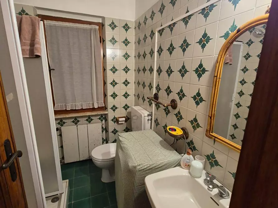 Immagine 15 di Casa bifamiliare in vendita  a Massa