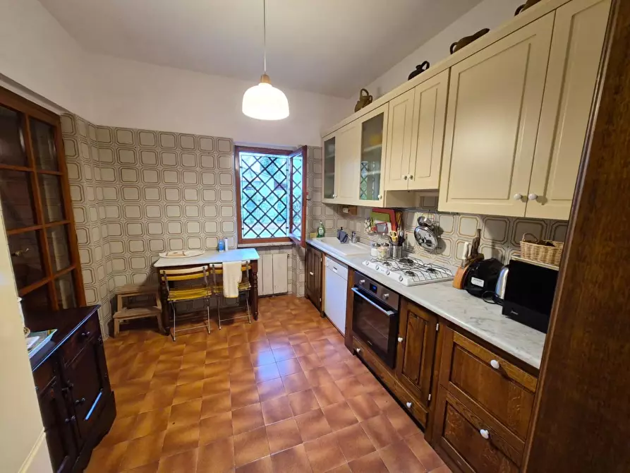 Immagine 12 di Casa bifamiliare in vendita  a Massa