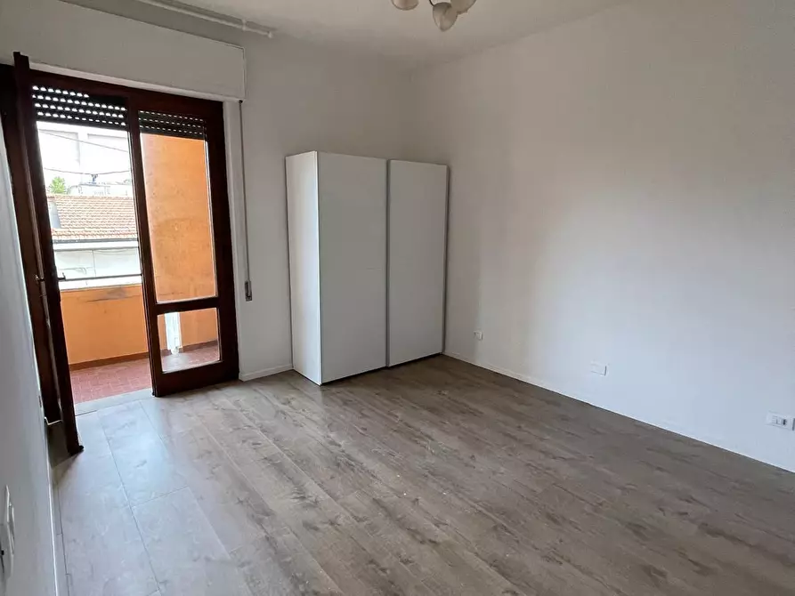 Immagine 5 di Appartamento in affitto  a Viareggio