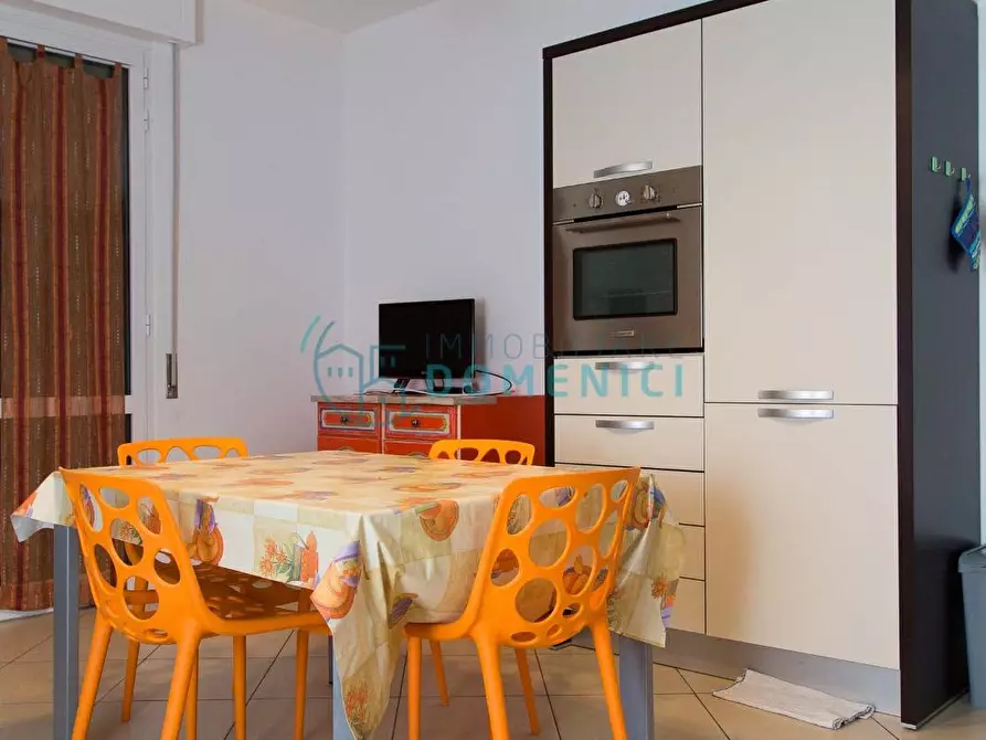 Immagine 2 di Appartamento in affitto  a Camaiore