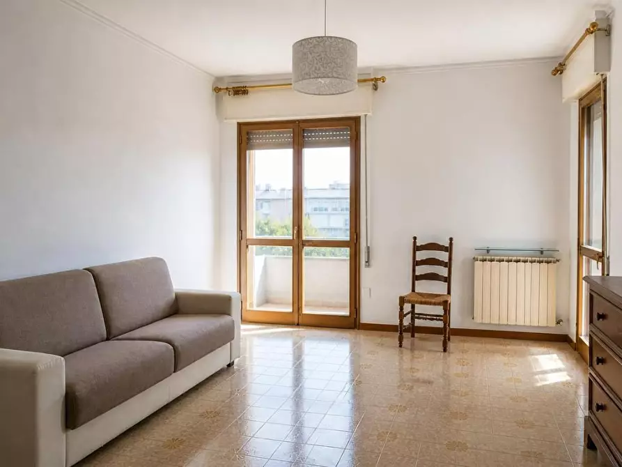Immagine 22 di Appartamento in vendita  a Viareggio