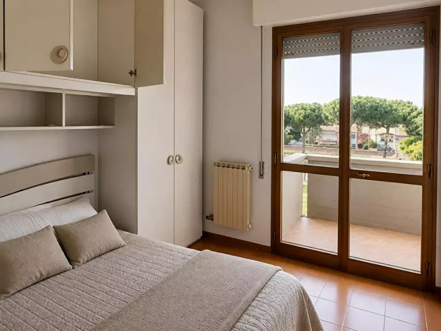 Immagine 9 di Appartamento in vendita  a Viareggio