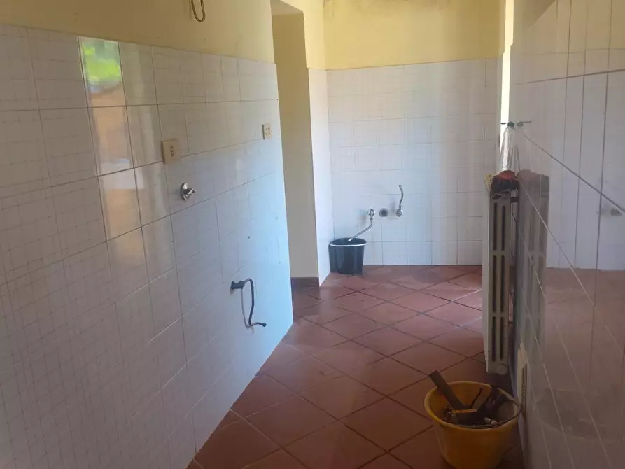 Immagine 3 di Appartamento in affitto  a Lucca