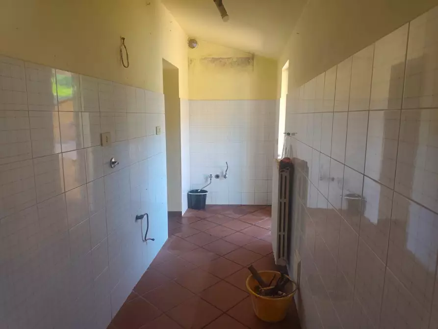 Immagine 5 di Appartamento in affitto  a Lucca