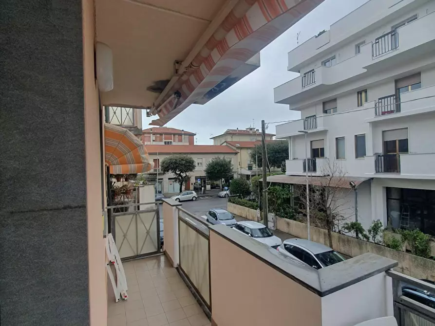 Immagine 4 di Appartamento in affitto  a Camaiore