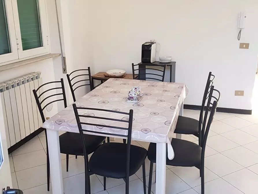Immagine 4 di Appartamento in affitto  a Camaiore