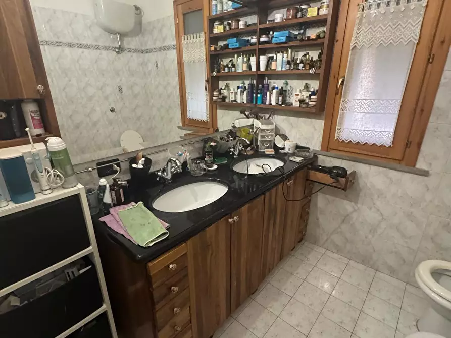 Immagine 10 di Villetta a schiera in vendita  a Calci