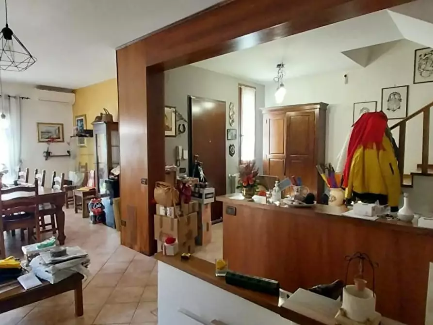 Immagine 26 di Villetta a schiera in vendita  a Calci