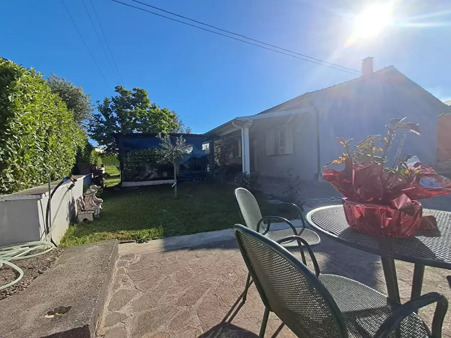Immagine 31 di Villa in vendita  a Ponsacco