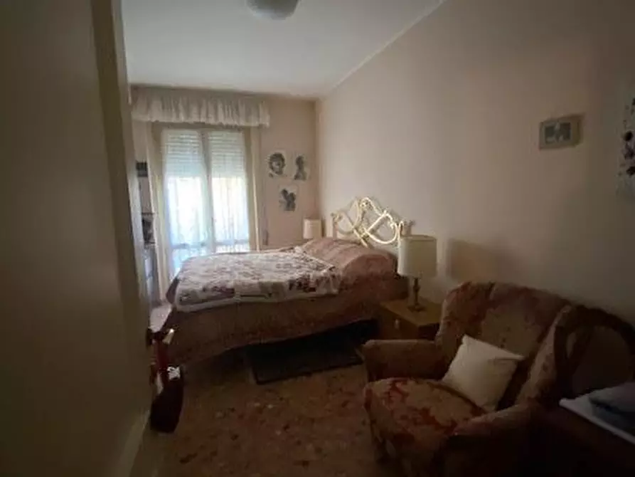 Immagine 12 di Appartamento in vendita  a Camaiore