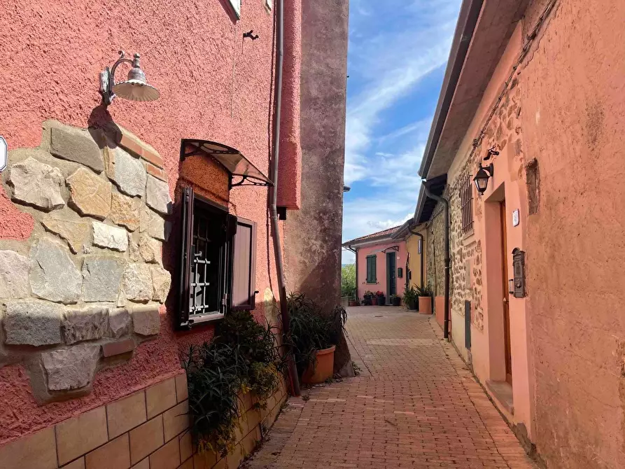 Immagine 27 di Terratetto in vendita  a Fivizzano
