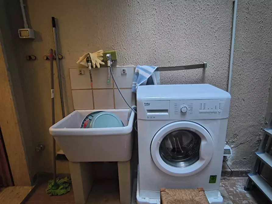 Immagine 8 di Appartamento in affitto  a Camaiore