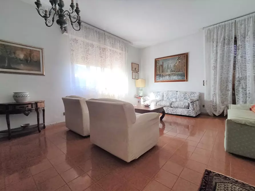 Immagine 6 di Casa indipendente in vendita  a Pietrasanta