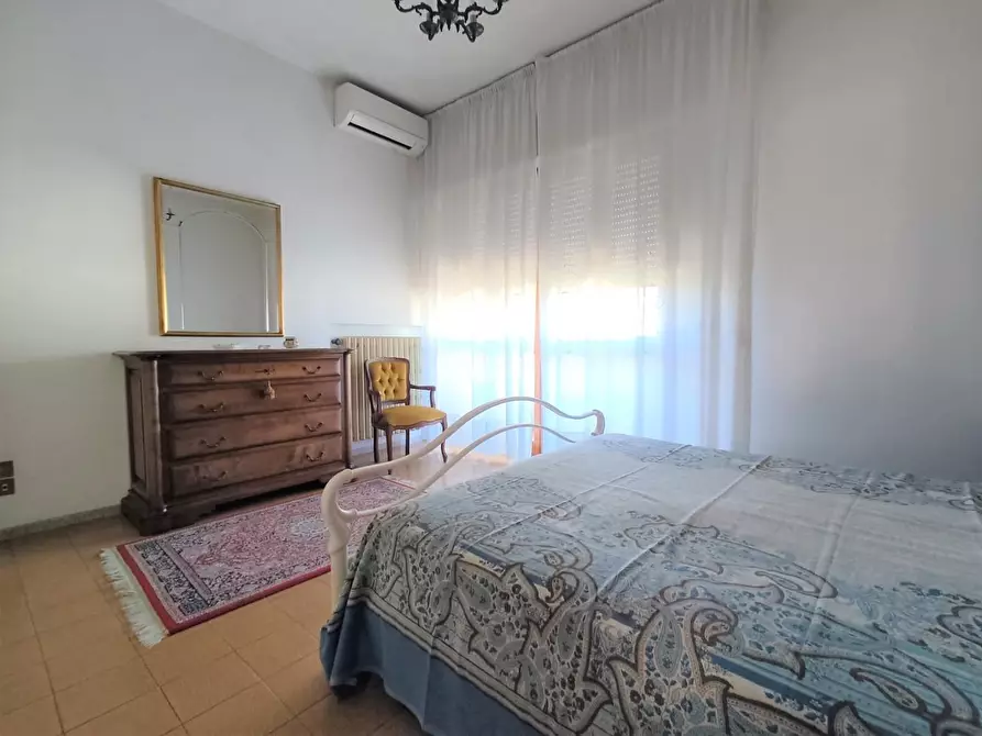 Immagine 10 di Casa indipendente in vendita  a Pietrasanta