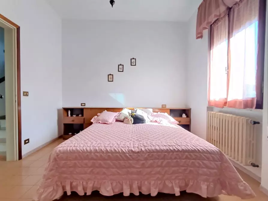 Immagine 12 di Casa indipendente in vendita  a Pietrasanta