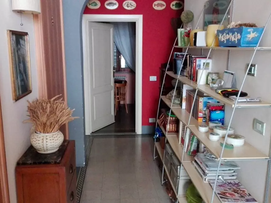 Immagine 12 di Appartamento in affitto  a Camaiore