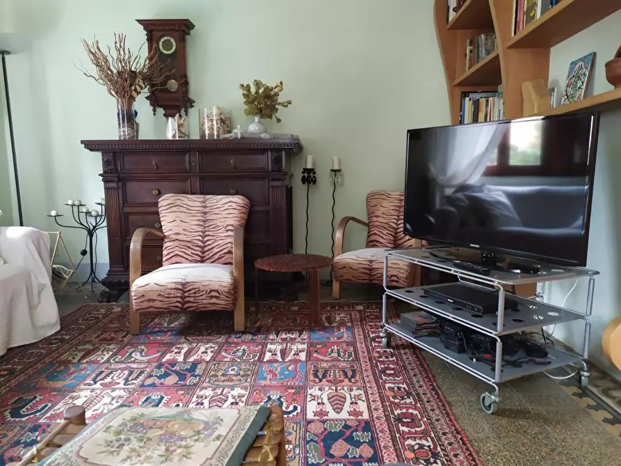 Immagine 2 di Appartamento in affitto  a Camaiore