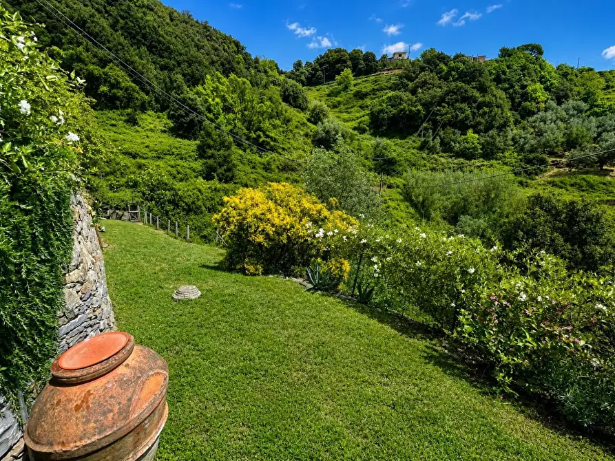 Immagine 8 di Casa semindipendente in vendita  a Vernazza
