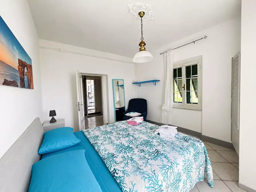 Immagine 18 di Casa semindipendente in vendita  a Vernazza
