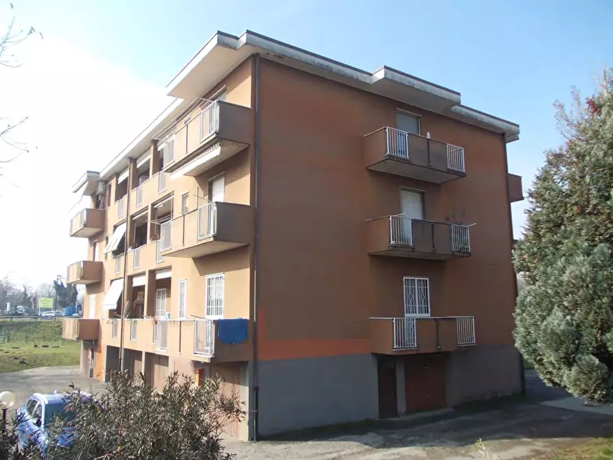 Immagine 2 di Appartamento in vendita  a Cassano D'adda