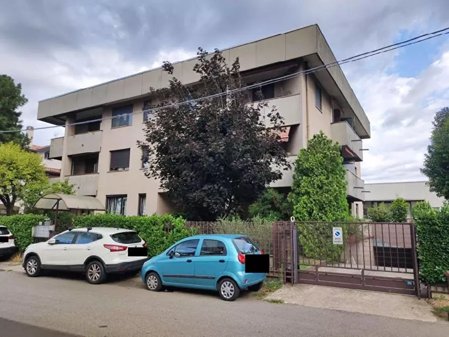 Immagine 1 di Appartamento in vendita  a Legnano