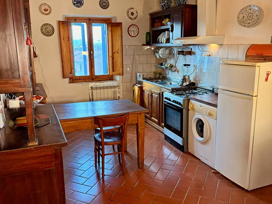 Immagine 4 di Appartamento in vendita  a Casole D'elsa