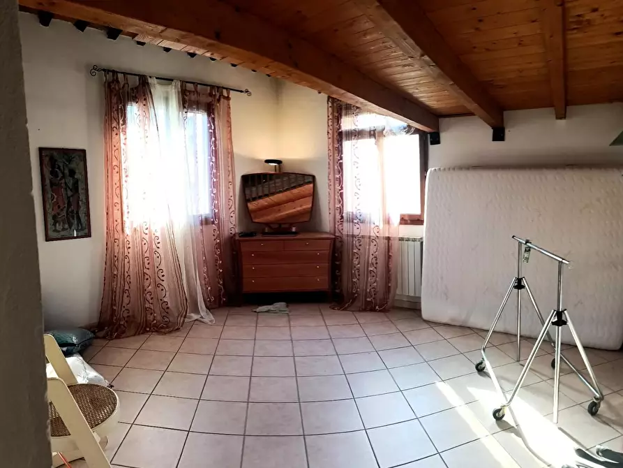 Immagine 8 di Appartamento in vendita  a Cascina
