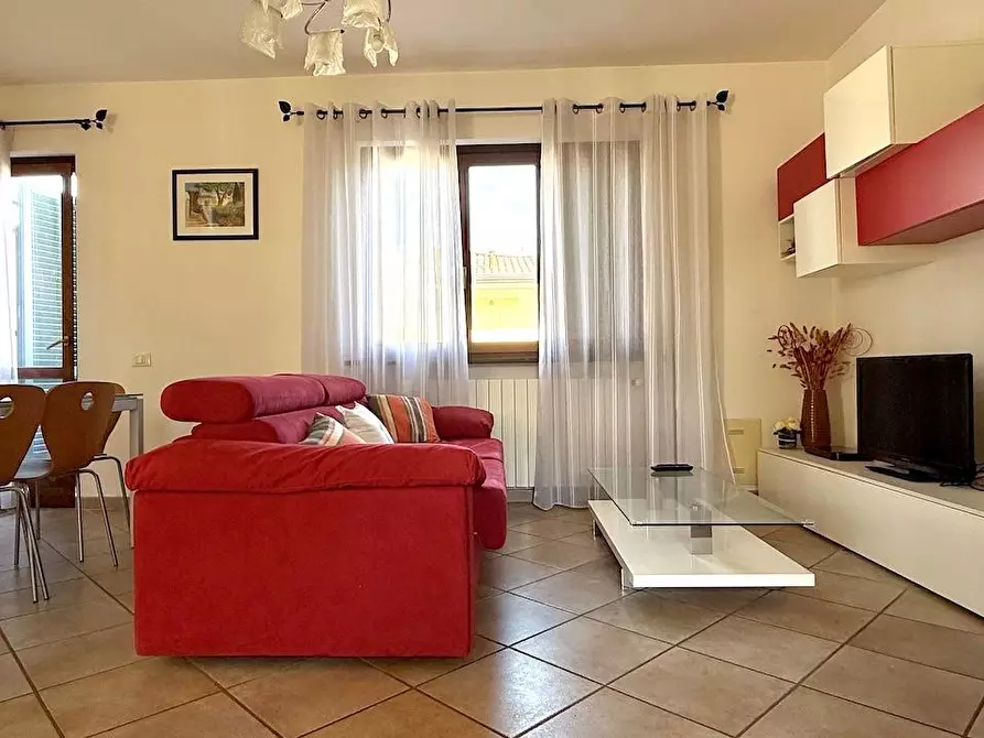 Immagine 3 di Appartamento in vendita  a Massa